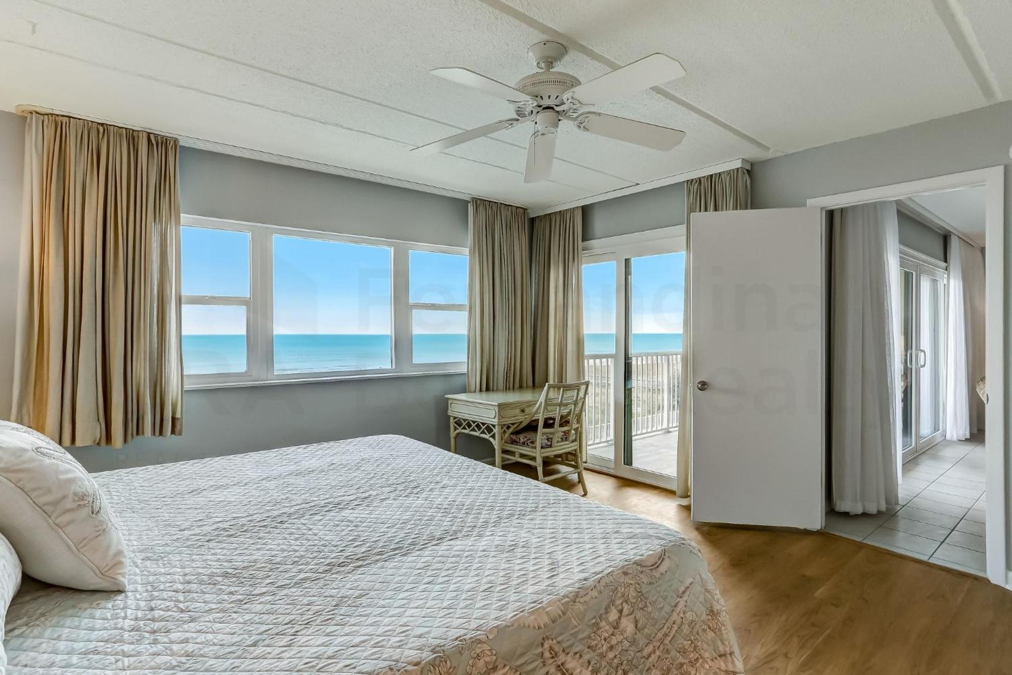 Oceanfront Condo W Balcony Амилия Экстерьер фото
