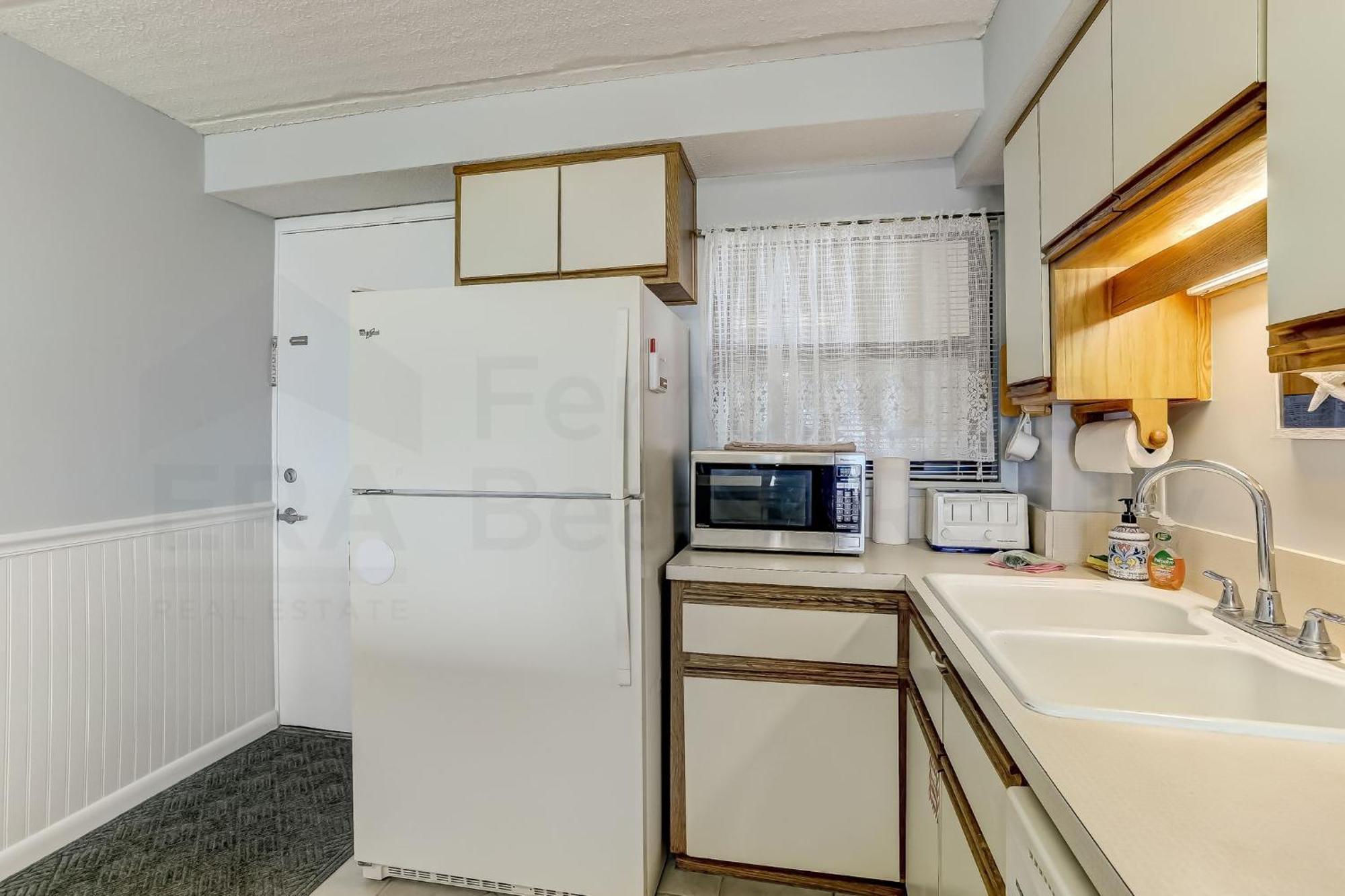 Oceanfront Condo W Balcony Амилия Экстерьер фото